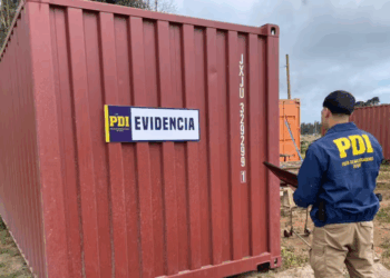 Millonario robo de 20 contenedores en San Antonio: PDI encuentra dos unidades en Coquimbo.
