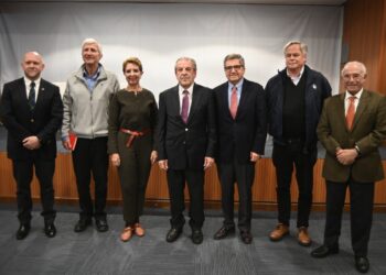 El Consejo del CPI participó en una conversación sobre los retos de infraestructura regional en Puerto Montt.