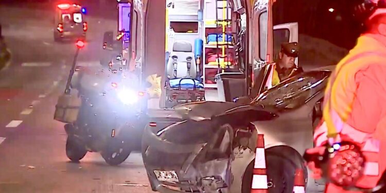 Dos mujeres en estado crítico tras ser atropelladas en la autopista General Velásquez.