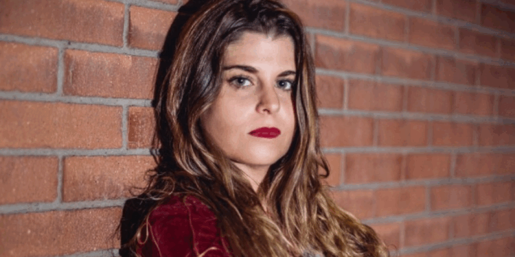 Fallece Carolina del Real a los 45 años: quién fue la activista que promovió la prevención del VIH.