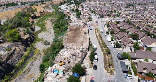 Segundo día de desalojo: así va el operativo en la toma de Colina