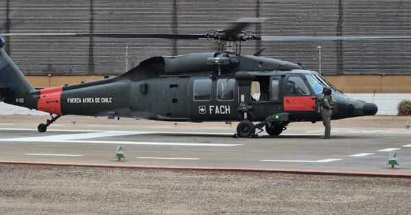 FACh informa que se perdió el contacto con un helicóptero que llevaba a cuatro tripulantes.