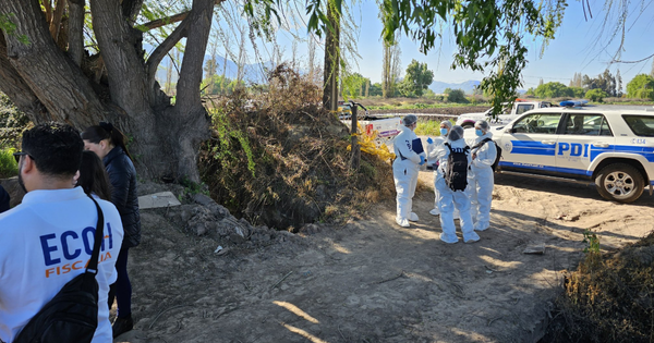 Macabro descubrimiento en Pudahuel: encuentran cuerpo dentro de maletas.