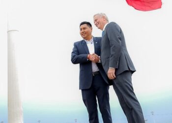 Gobernador de Arica se aparta de la campaña de Matthei y respalda a Kast: enfrentará juicio en el Tribunal Supremo de RN.