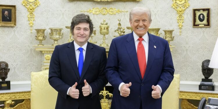 Trump condiciona el rescate económico de Argentina al triunfo de Milei en las elecciones: «Si pierde, no seremos generosos».