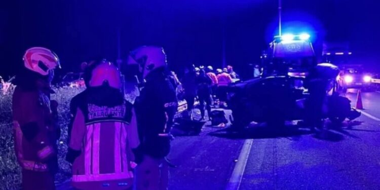 Accidente de alta energía causa la muerte de dos niños: Cuatro personas más resultaron heridas en Talagante.