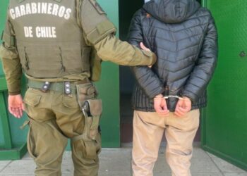 Sujeto intentó matar a su esposa al estrangularla y golpearla en Yumbel.