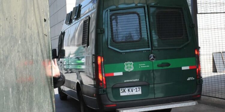 Formalizan a sujeto que golpeó y violó a una mujer tras ingresar a robar en una casa de Quilleco.