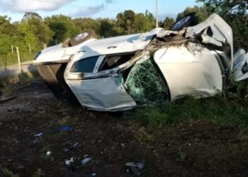 Adolescentes de 15 años tomaron una camioneta sin autorización y causaron un accidente en Calbuco.
