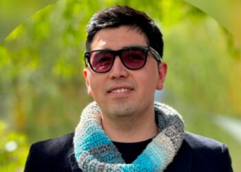 Docente de Mulchén se encuentra entre los finalistas del “Profesor Bicentenario 2025”: Descubre cómo apoyarlo para que gane.