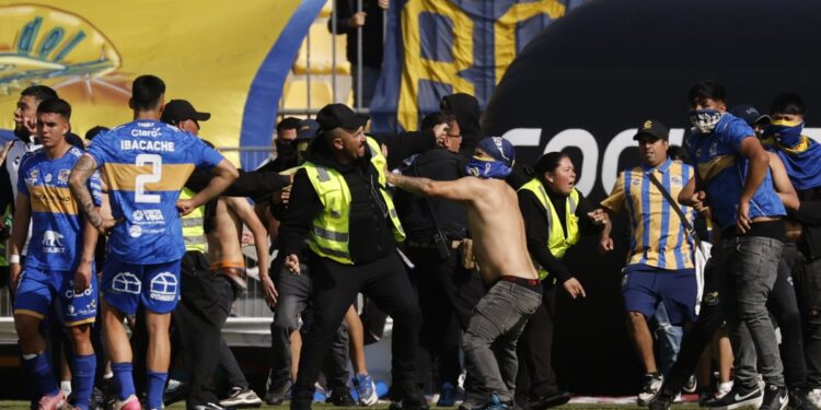 Firme respuesta de Everton ante el comportamiento de los aficionados: «no reflejan los valores de la familia evertoniana».