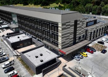 Tragedia en Villarrica: Hallan el cuerpo sin vida de una funcionaria en el hospital local.