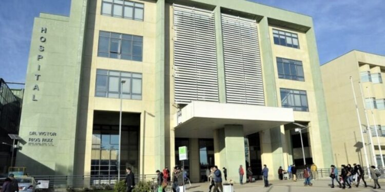 Médicos en Los Ángeles recibieron millones sin prestar servicios: el informe presentado por la Contraloría.