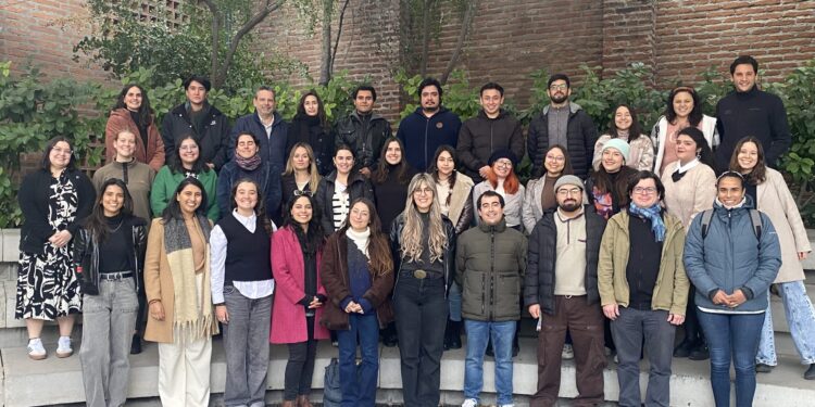 Última Oportunidad para el «Trabajo Más Desafiante (y Mejor Remunerado)» en Chile