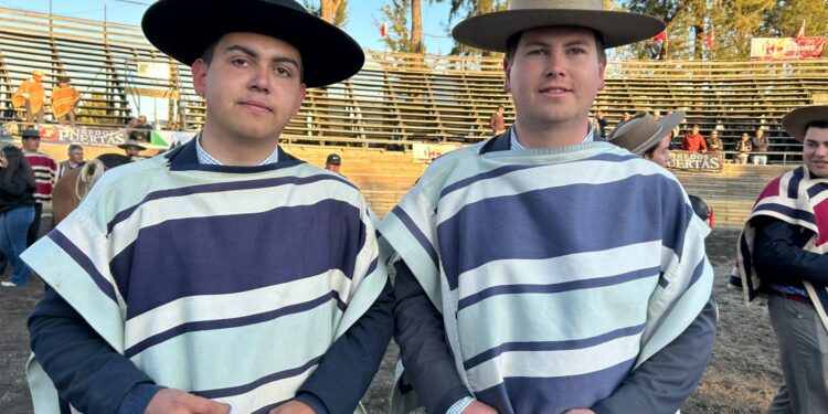 Rodeo regional: Los Sepúlveda brillan y garantizan su lugar en el Campeonato Nacional.