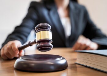 AVISO LEGAL: RESUMEN DE LA SENTENCIA | El Amanecer de lo Herrera