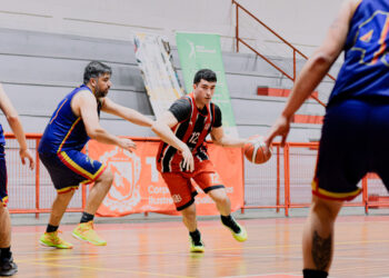 El Cendyr de Talca acoge una nueva y emocionante jornada de LibMaule con partidos impactantes.