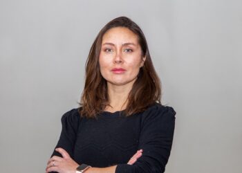 Estudio de la UDLA descubre clave para prevenir la depresión en los adolescentes.