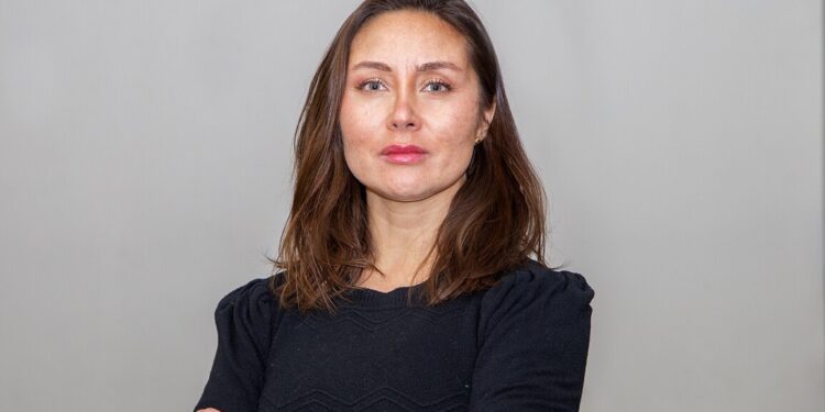 Estudio de la UDLA descubre clave para prevenir la depresión en los adolescentes.