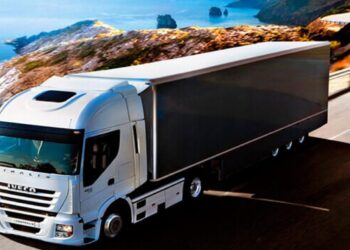 MTT presenta una guía educativa sobre logística para el comercio exterior.