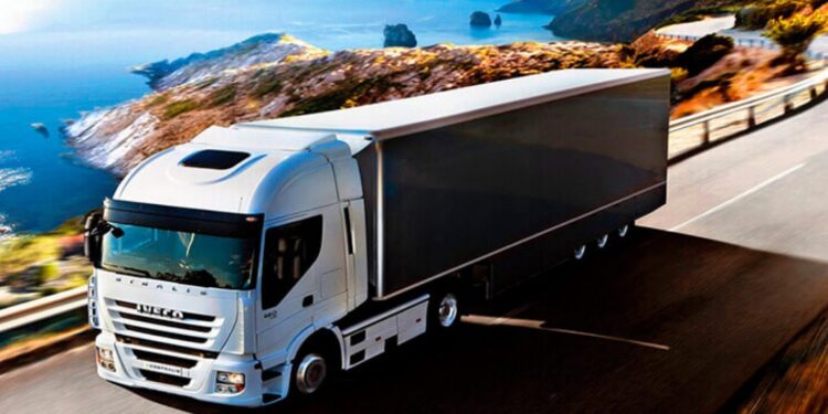 MTT presenta una guía educativa sobre logística para el comercio exterior.