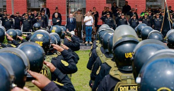 Perú declara estado de emergencia en Lima y Callao por ola de delincuencia.