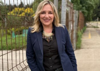 Después de una controvertida columna, María José Hoffmann describe al asesor de Kast como «de cuarta categoría» y lo compara con Giorgio Jackson.