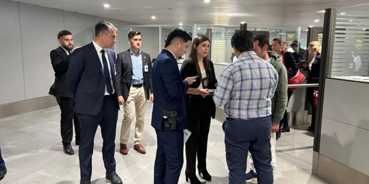 Inicia juicio contra un ciudadano iraní que intentó volar de Santiago a Londres con un pasaporte falso.