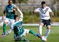 Santiago Wanderers se distancia del primer puesto al empatar 1-1 contra el Morning en La Pintana.