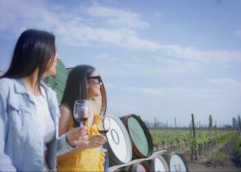 Sernatur da el vamos a una nueva temporada del programa Turismo Mujer.