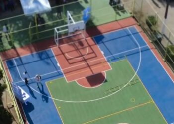 Vecinos de la plaza «León Muñoz Romero» cuentan con una nueva multicancha.