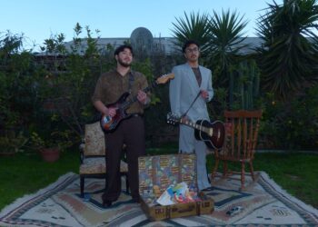 Esta noche comienza la programación artística de Labor Cultural: la banda “Supasónicos” se presenta en “Parapelos Pub”.