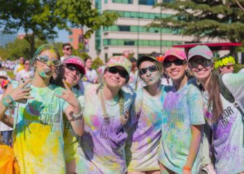 Color Run Santiago 2025: horarios y kits disponibles