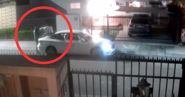 Violento asalto en Peñalolén: delincuentes golpean a un cabro de 13 años mientras lo roban.