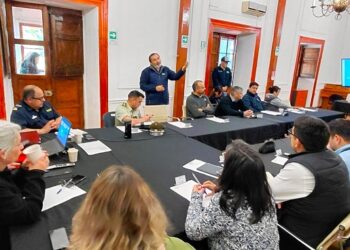 CGE se junta con autoridades de la Provincia de Maipo para el Plan Verano 2025-2026.