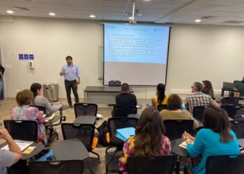 Emprende en Talca: taller sin costo sobre ventas y atención al cliente.