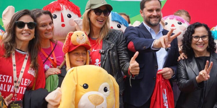 Mi Duende Mágico y la Fundación Nuestros Hijos presentan la polera oficial de la II Corrida MagiK Infantil, a beneficio de los cabros con cáncer.