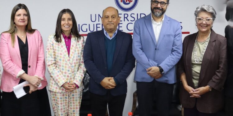 Gobierno promoverá cambios para apoyar a estudiantes no convencionales en la educación superior.