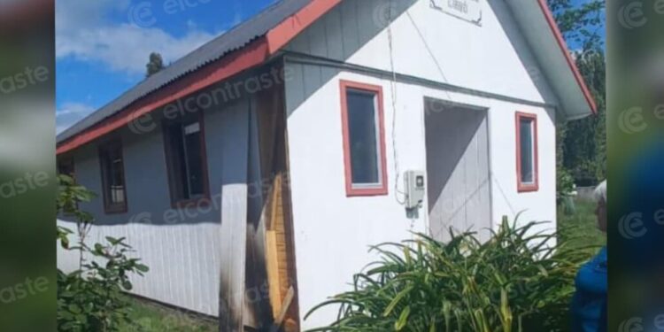 Detienen a un individuo por intentar incendiary una conocida capilla en el sector rural de Los Ángeles.