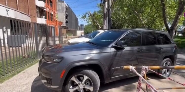 El nuevo SUV municipal de Talca suscita críticas en la comunidad.