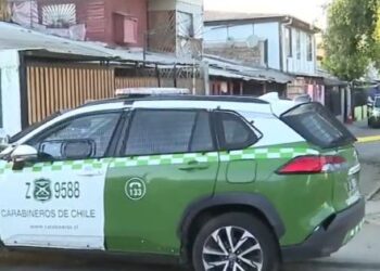 Carabinero le disparó a un compadre que intentó agredirlo en medio de un control policial.