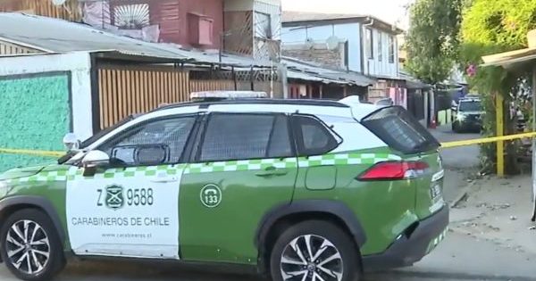 Carabinero le disparó a un compadre que intentó agredirlo en medio de un control policial.