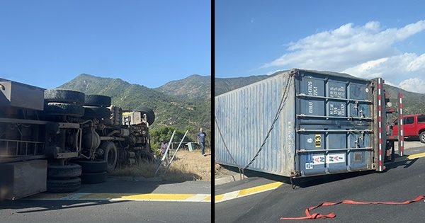 Camión volcado genera corte de ruta en la Cuesta La Dormida de TilTil.