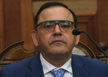 Corte Suprema ratifica en su puesto al juez Antonio Ulloa tras empate en la votación.