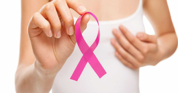 Solo 4 de cada 10 mujeres en Chile tienen su mamografía al día.