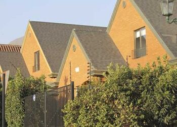 EFH 2024: la mitad de las familias gana menos de $1,1 millones y sigue la deuda.