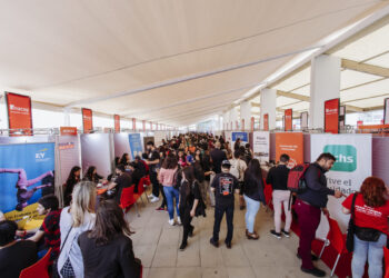 ¡Feria Laboral INACAP-CPC 2025 tendrá ofertas de trabajo en todo Chile!