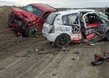 Famoso piloto chileno de rally y su esposa fallecen en Argentina al probar un vehículo recién adquirido.