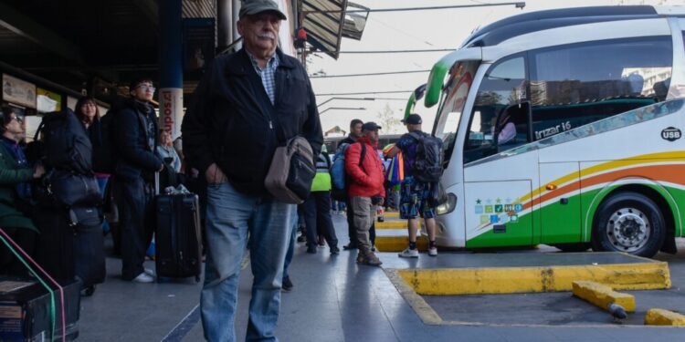 Viajes a partir de las 4:30 AM: Conoce las empresas de buses que ofrecen los primeros recorridos de Los Ángeles a Concepción.
