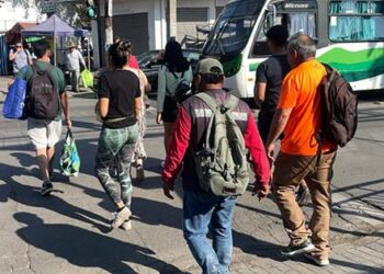 Desempleo en Chile muestra una leve baja entre julio y septiembre: se ubicó en 8,5%